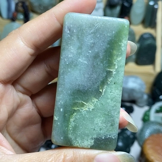 未镶嵌和田玉（糖玉）珠宝半成品