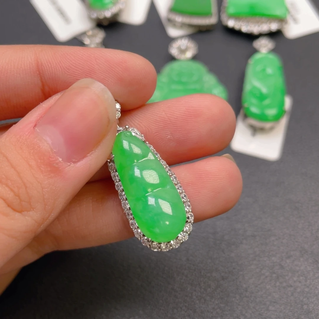 翡翠银S925镶嵌颈饰