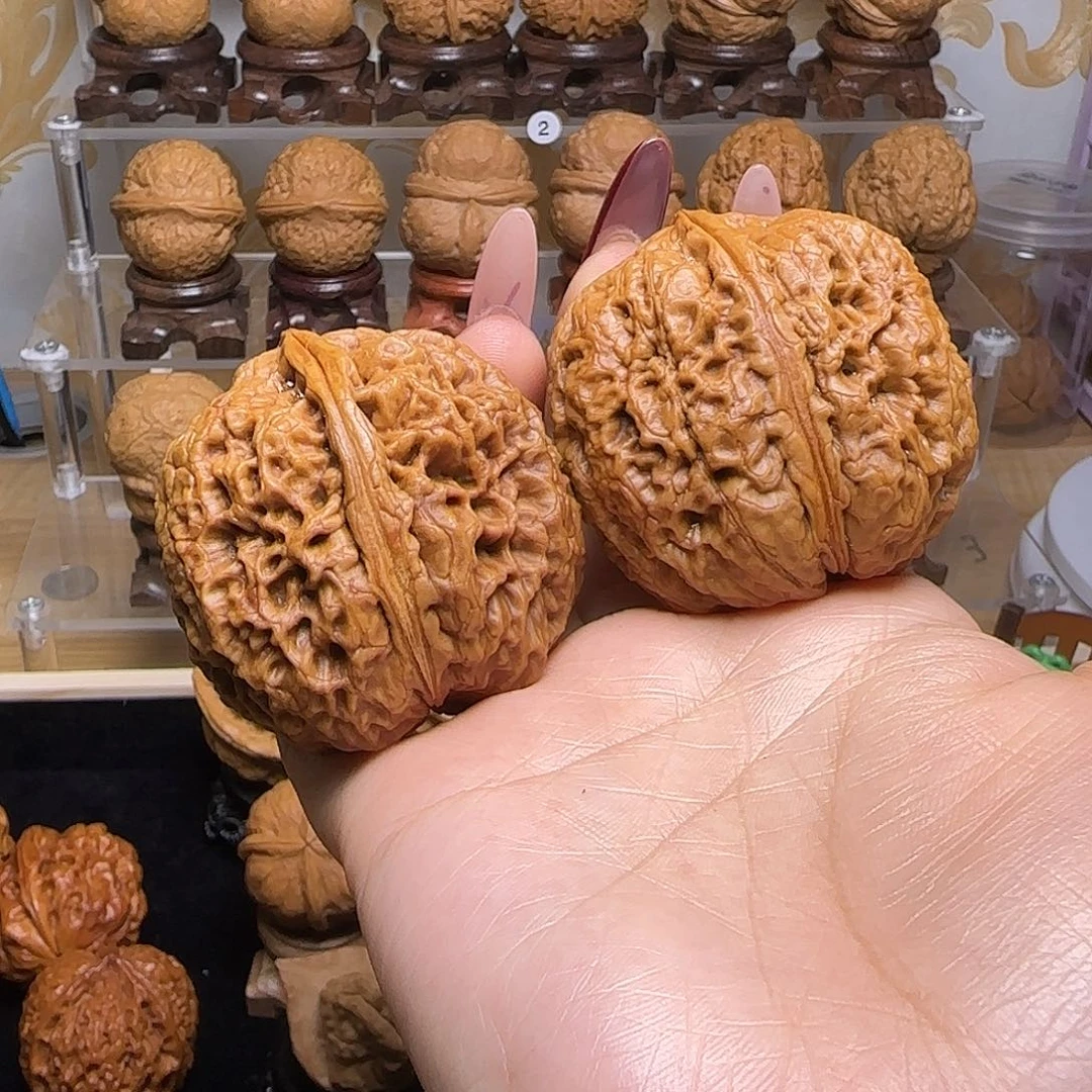 文玩核桃把件15……虎头蟾