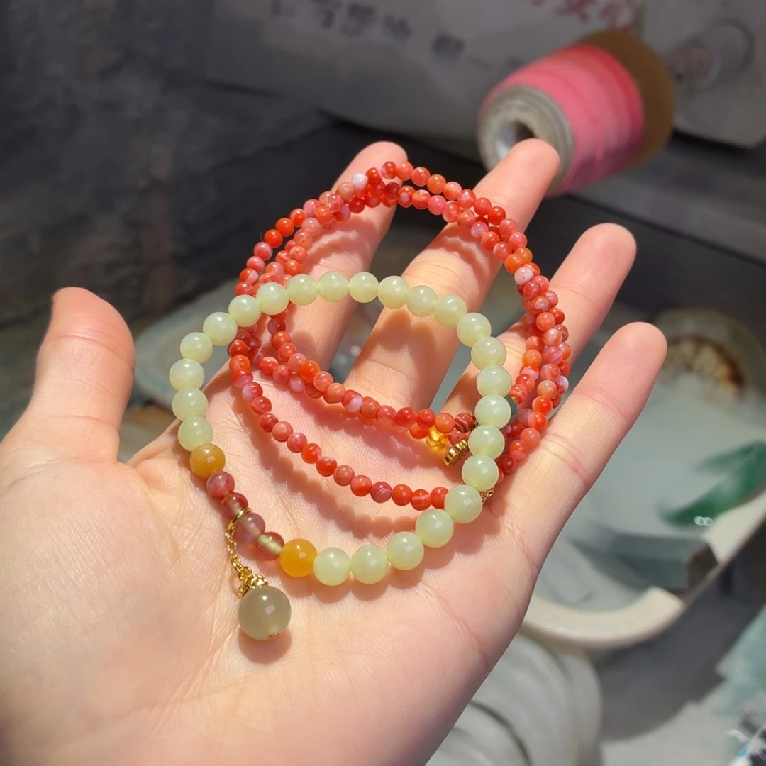 丑***女石英质玉未镶嵌手镯十级礼物