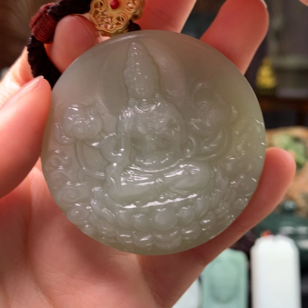 和田玉吊坠未镶嵌