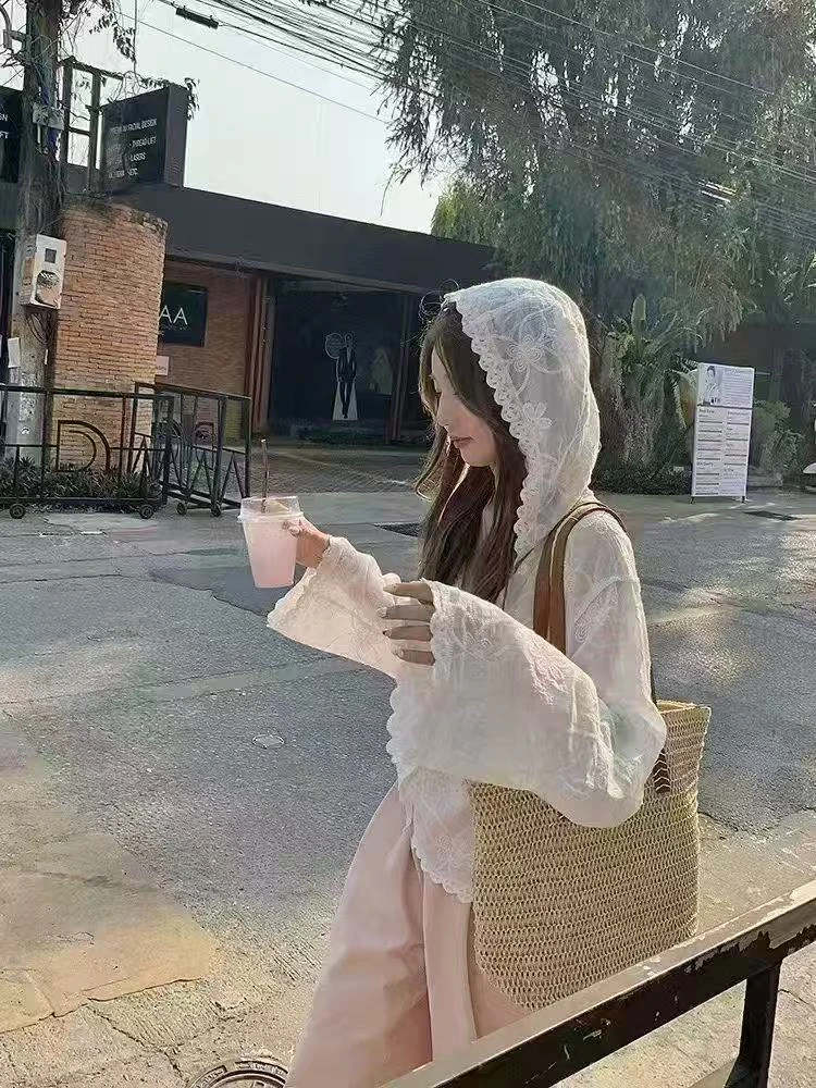 02249 张十柒服饰 A304连帽刺绣蕾丝衬衫夏季长袖外搭防嗮罩衫