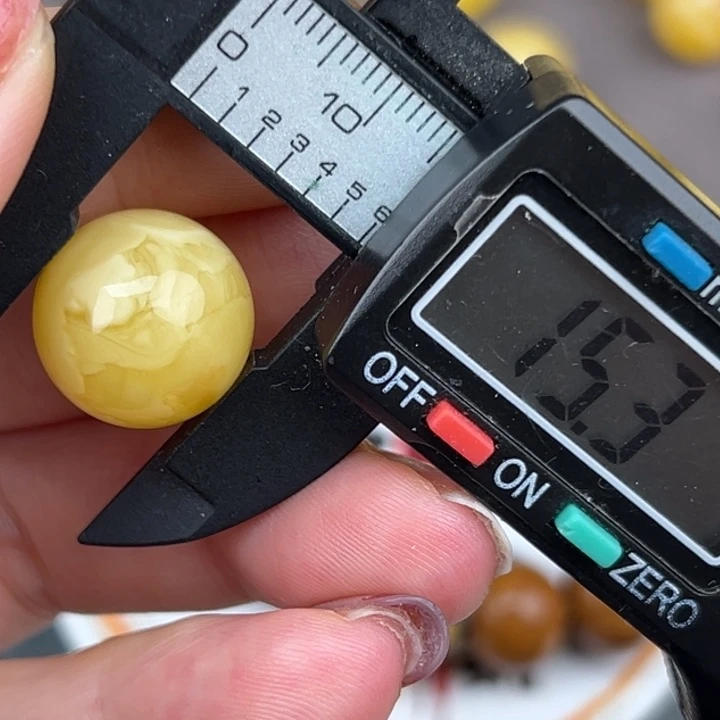 琥珀裸石未镶嵌蜜蜡1486