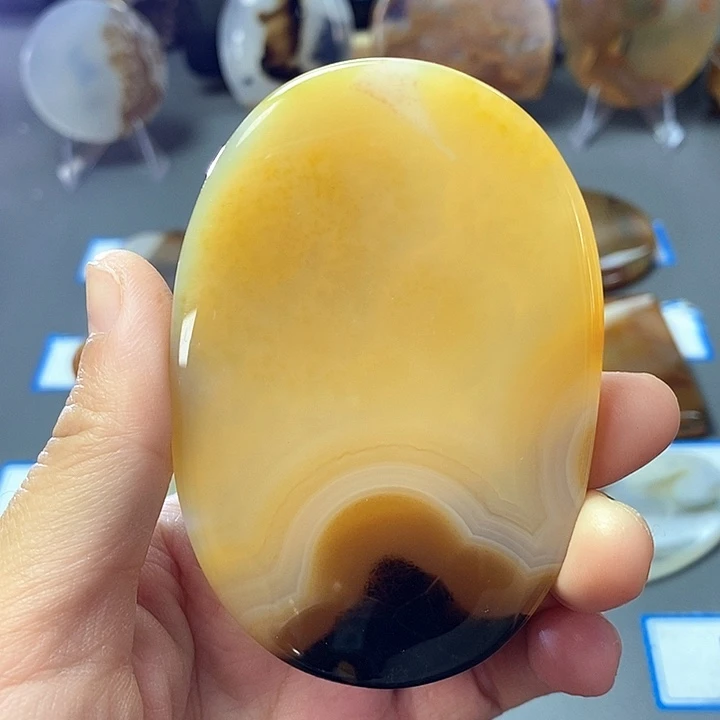 玛瑙/玉髓未镶嵌珠宝半成品