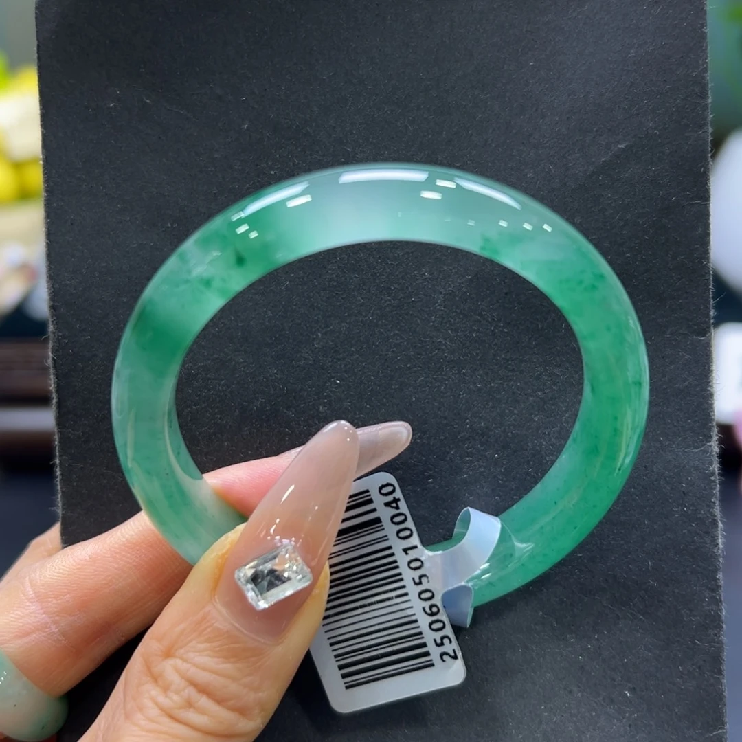 石英质玉（非洲翠）未镶嵌手镯53-54