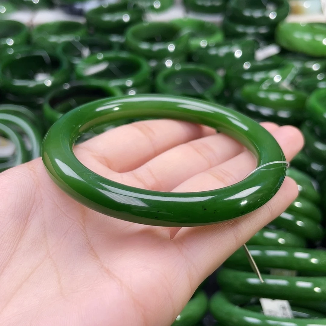 未镶嵌手镯和田玉（碧玉）