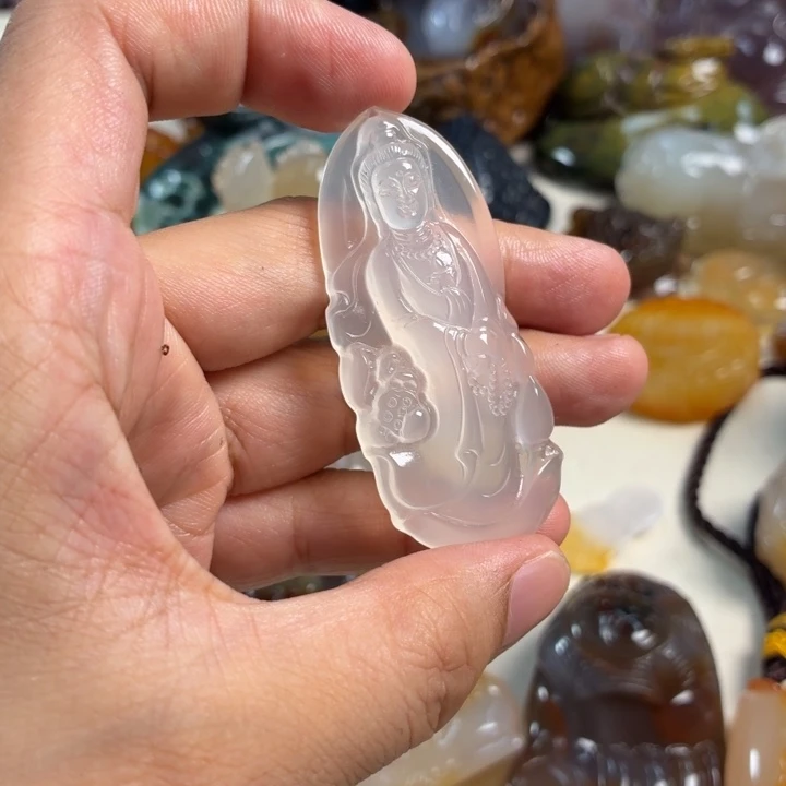 玛瑙/玉髓未镶嵌吊坠(不含链)