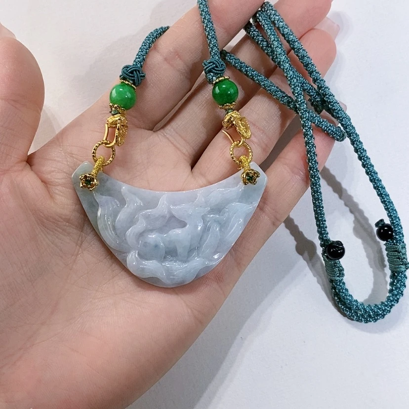 【闪购商品】翡翠未镶嵌颈饰吊坠
