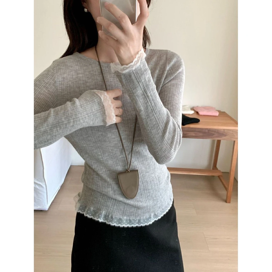 圆领蕾丝花边设计感长袖针织衫女秋冬新款修身内搭薄款打底上衣