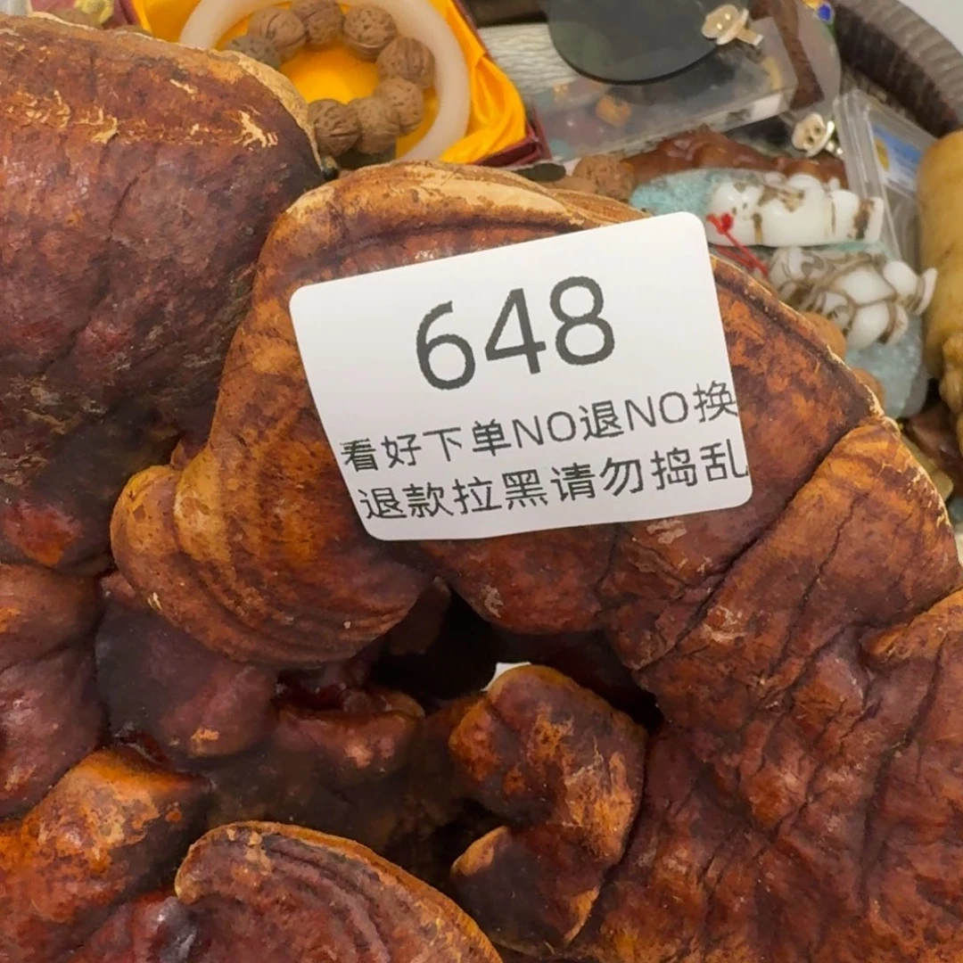 泥塑莱顺工艺品648