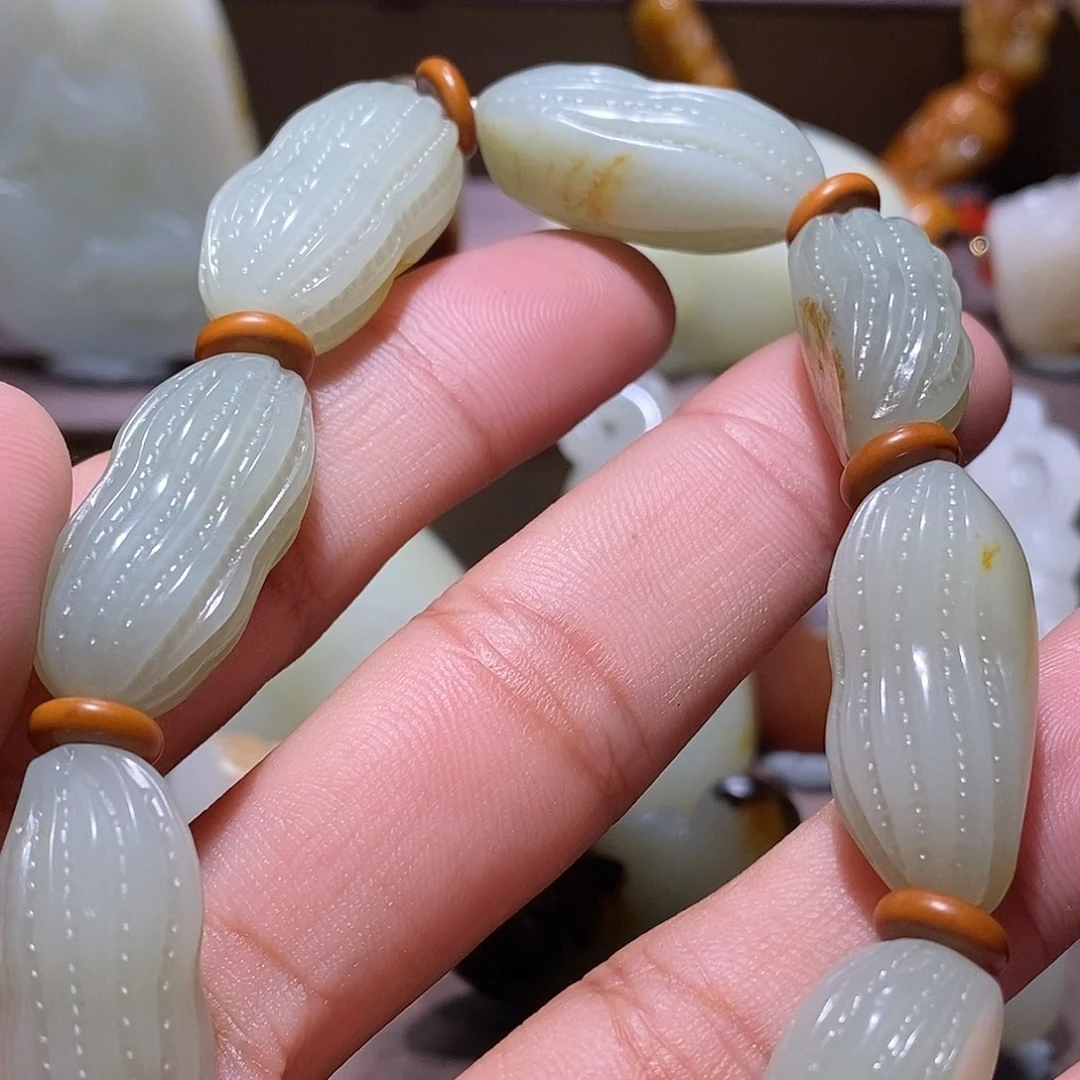 清***﹌和田玉未镶嵌包链