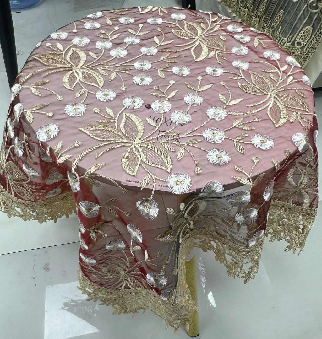 内径70*70（含花边85*85）欧根纱绣花万能盖巾