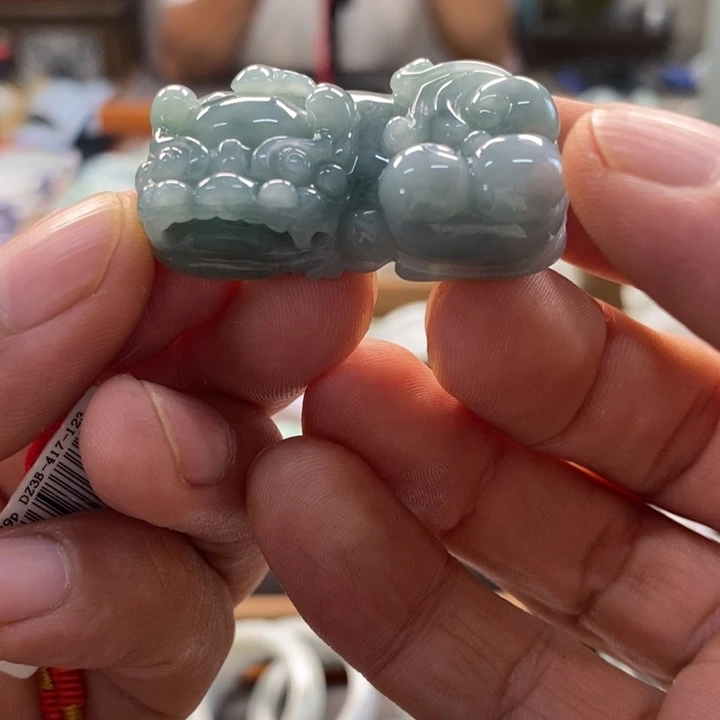 翡翠未镶嵌颈饰翡翠挂件吊坠