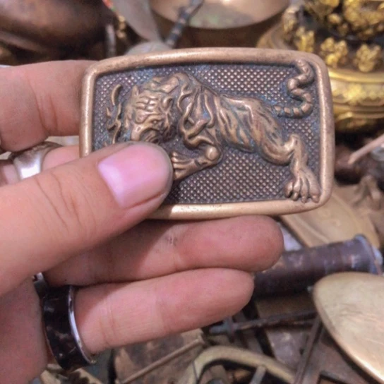 王***伟闪电购铜摆件工艺品