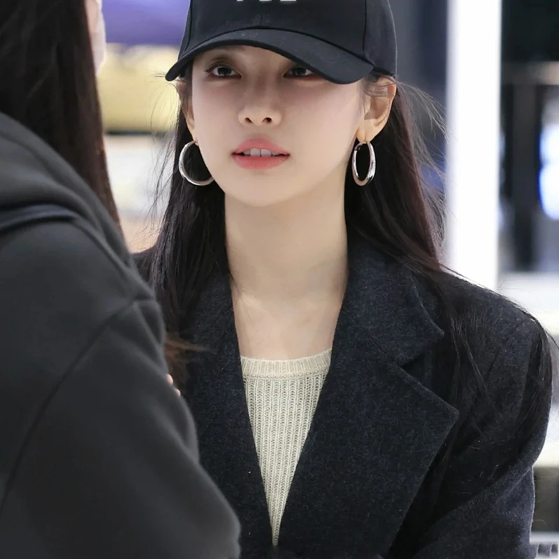 合金亚克力耳饰 辣妹耳圈2025新款简约圆脸耳环个性网红圆圈耳饰