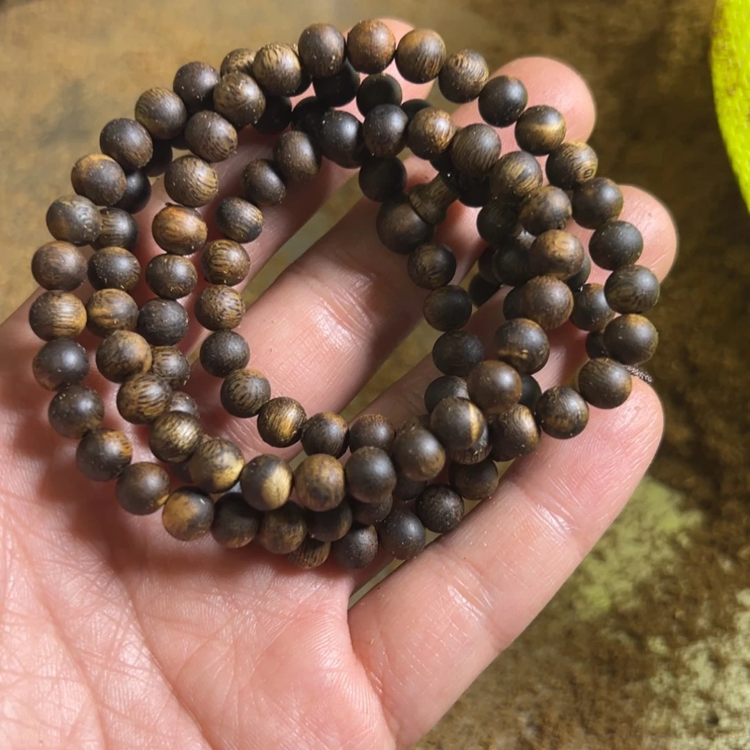 表**河高油脂海南产区莺歌绿品种卡7多圈19.7克