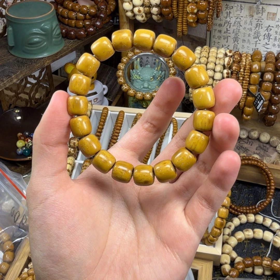 小****非金属实心黄金甲11.6眯眯眼