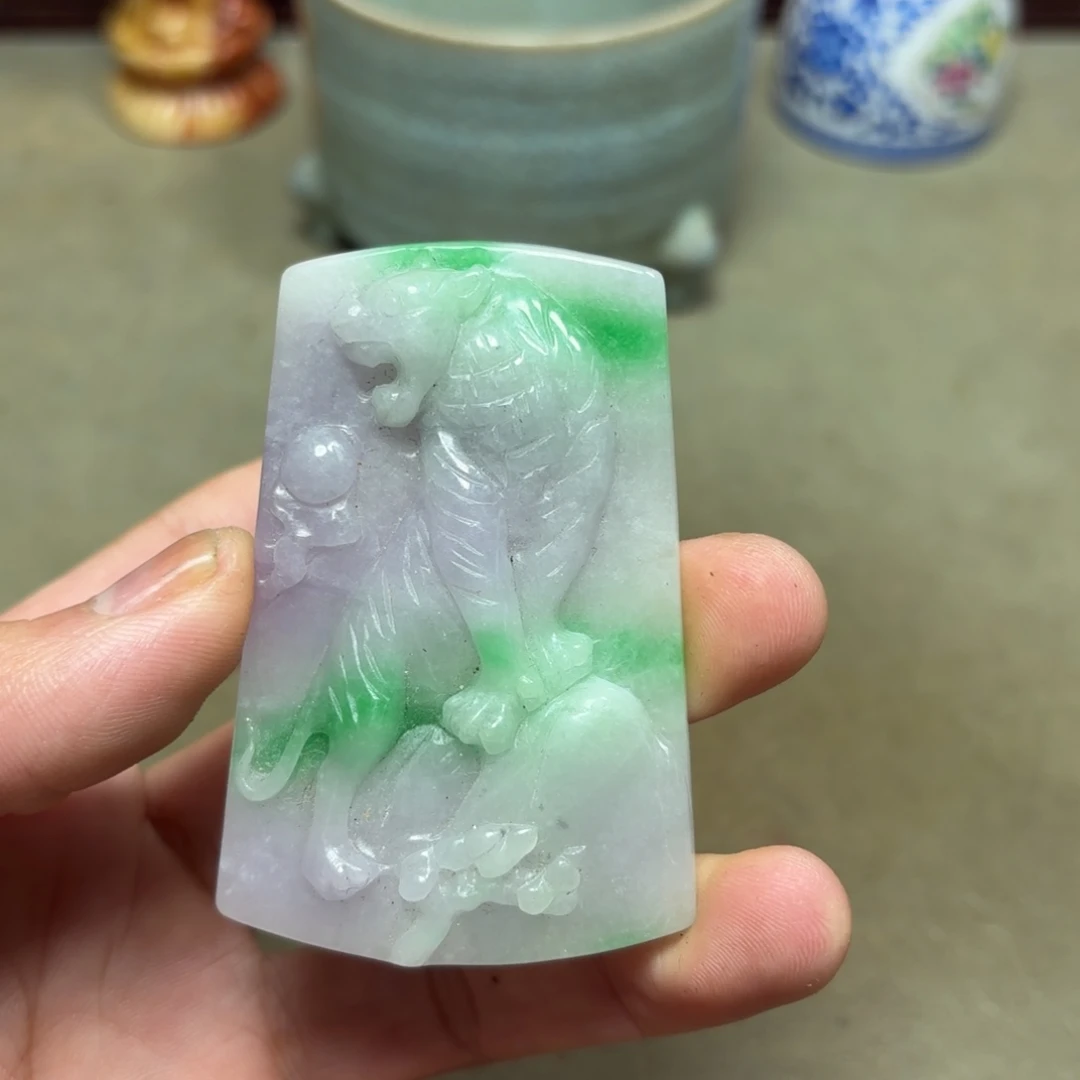 这个物件挺老气啊