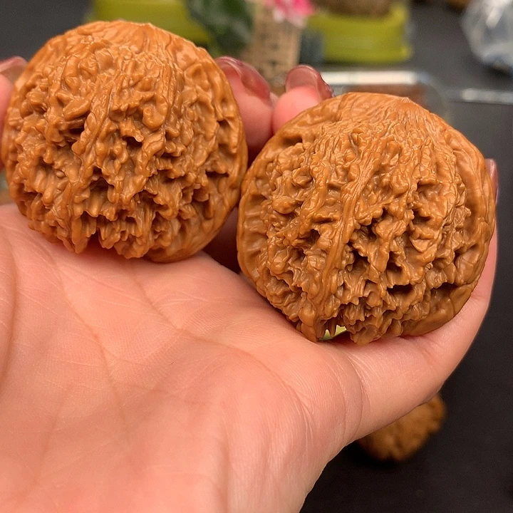 文玩核桃吊坠用****843➕man tian xing