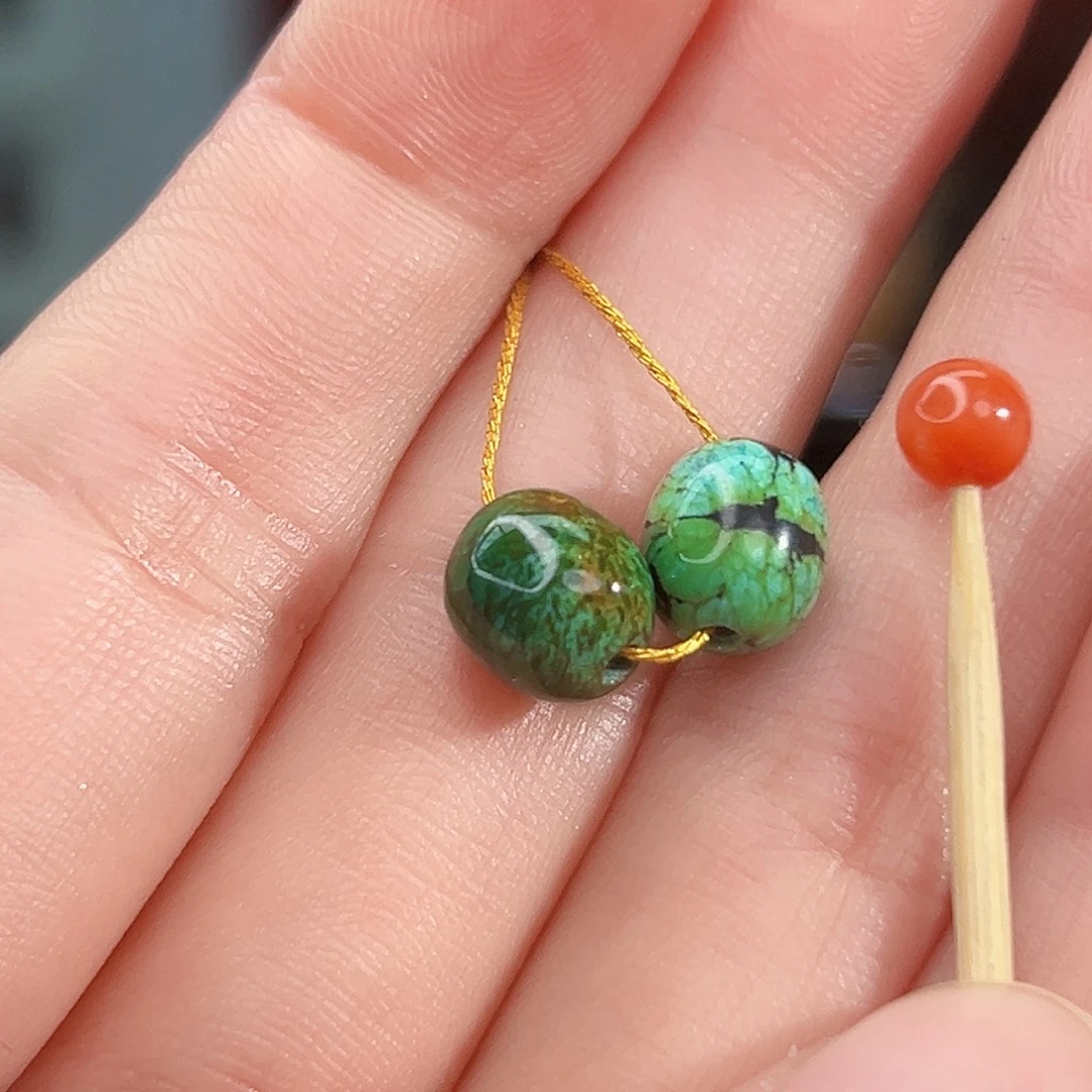 南红玛瑙未镶嵌珠宝奇石