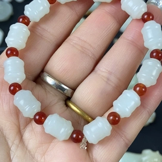 和田玉（糖玉）未镶嵌手链