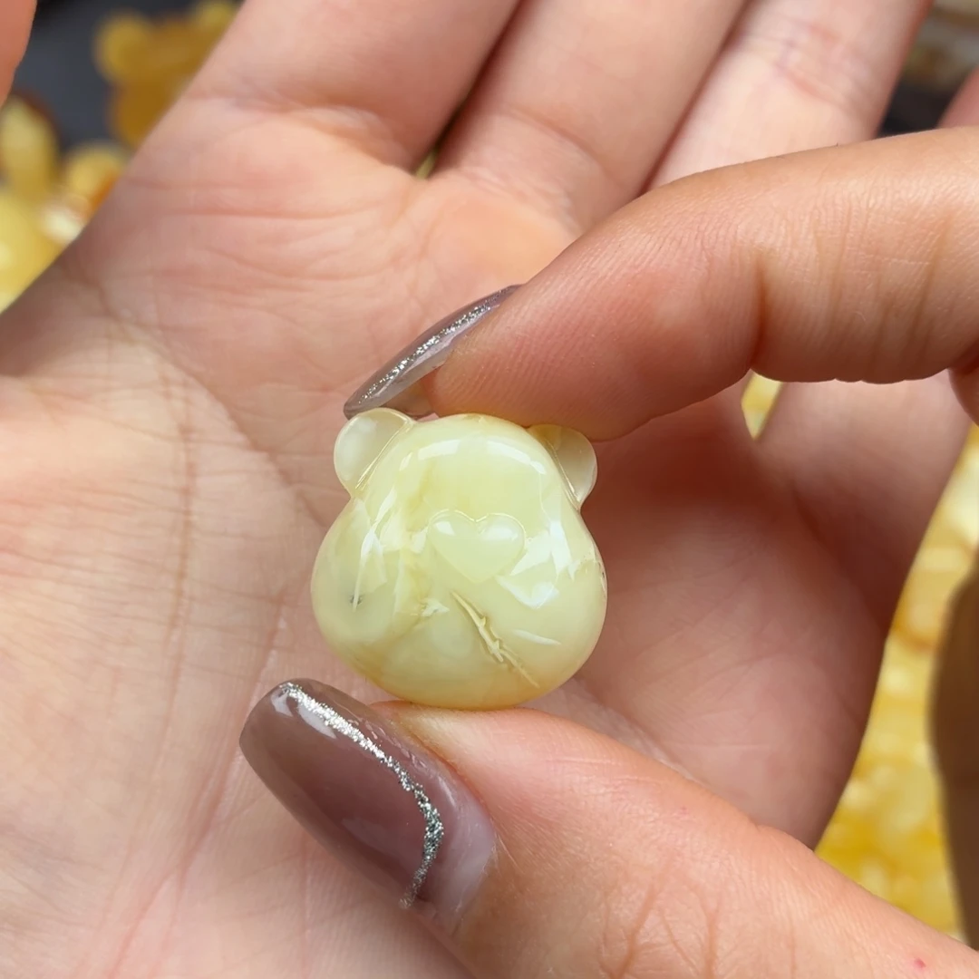 琥珀未镶嵌裸石蜜蜡