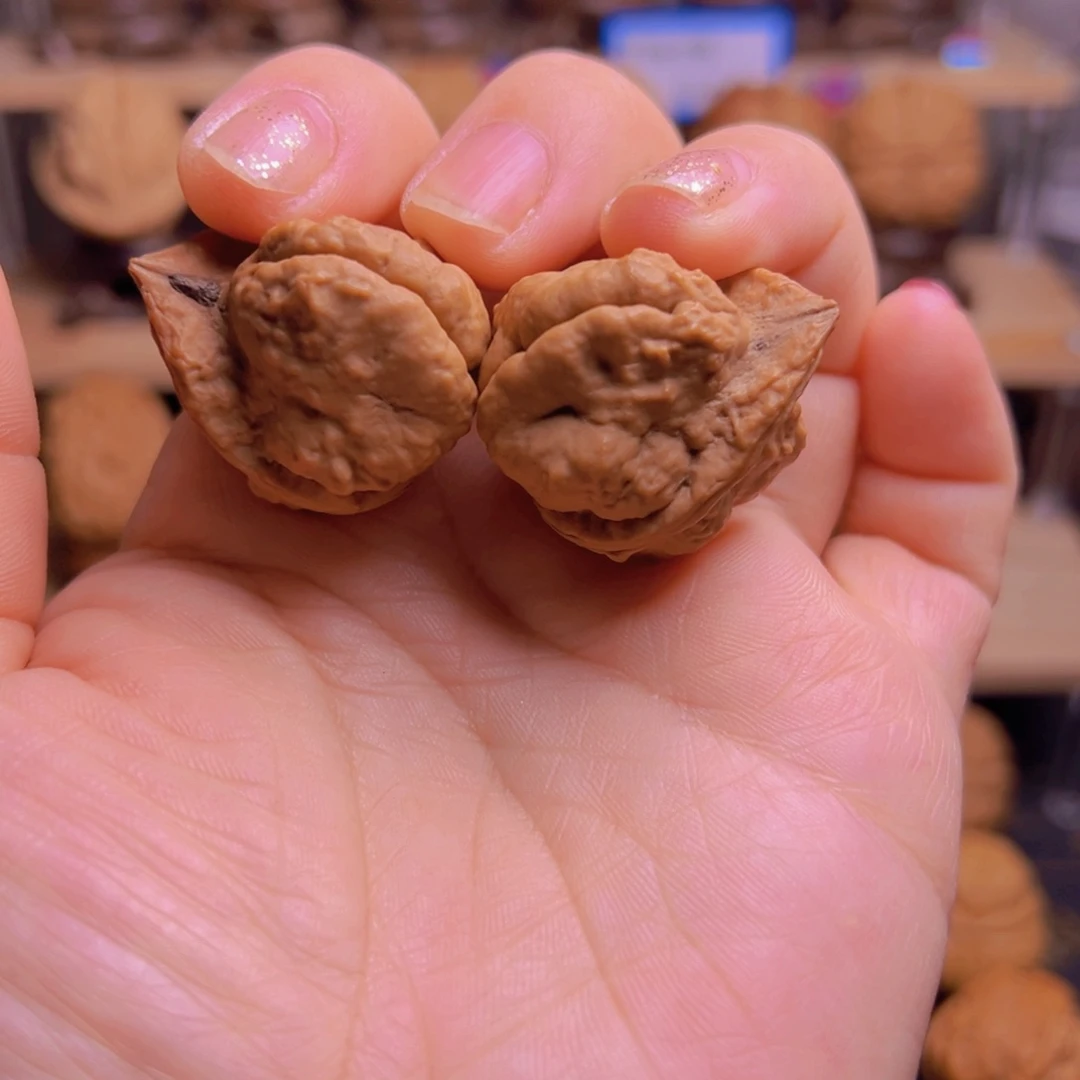 文玩核桃吊坠11w羊头蟾33尺