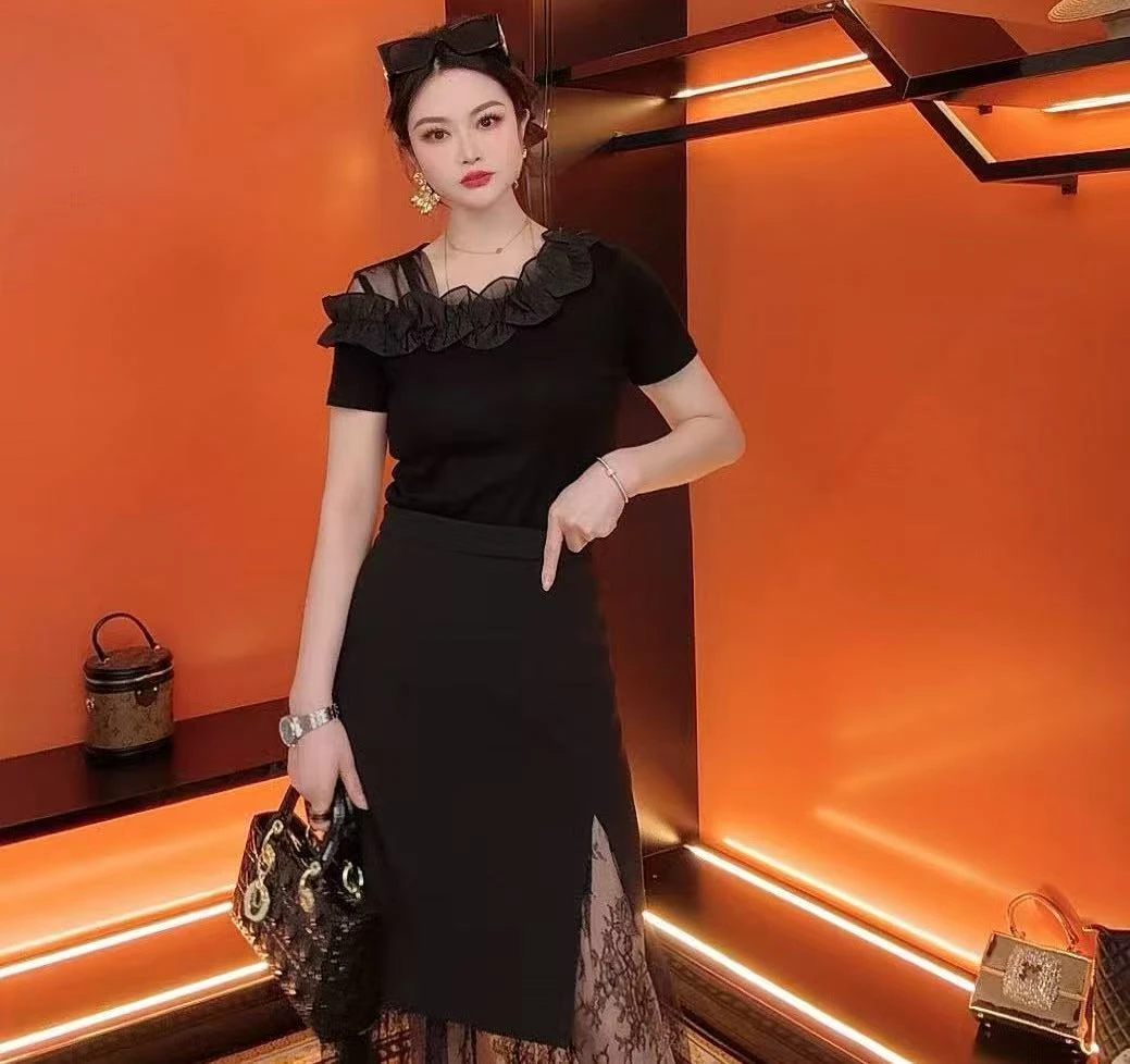 《优麦汇》Y5780春夏款木耳边领设计感时尚百搭短袖显瘦上衣女