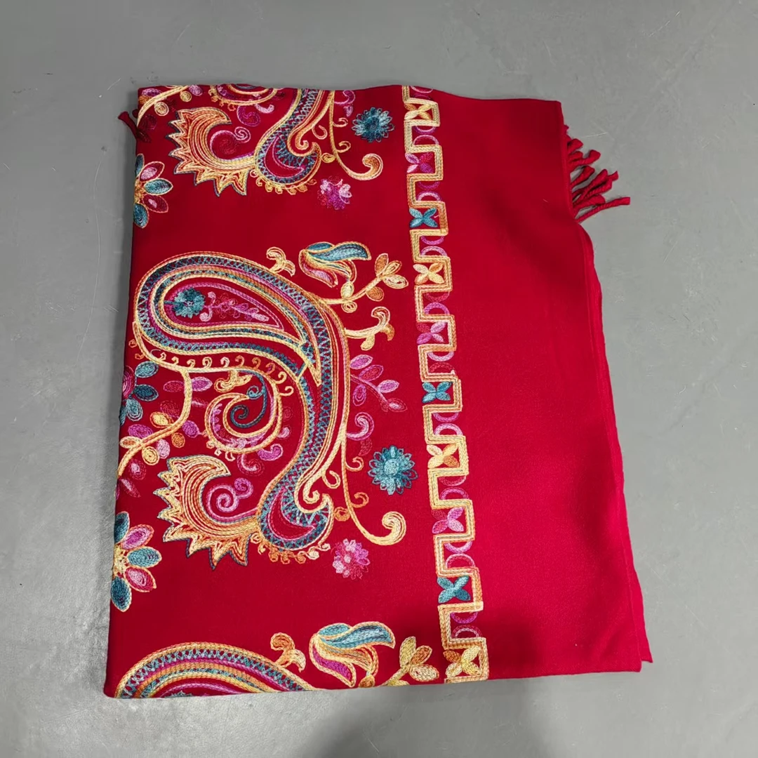 【南油玲姐】大红色绣花围巾HWJ026