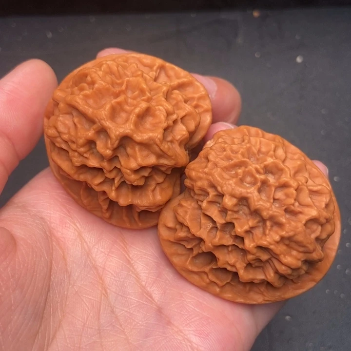 文玩核桃把件秦岭核桃核桃文玩