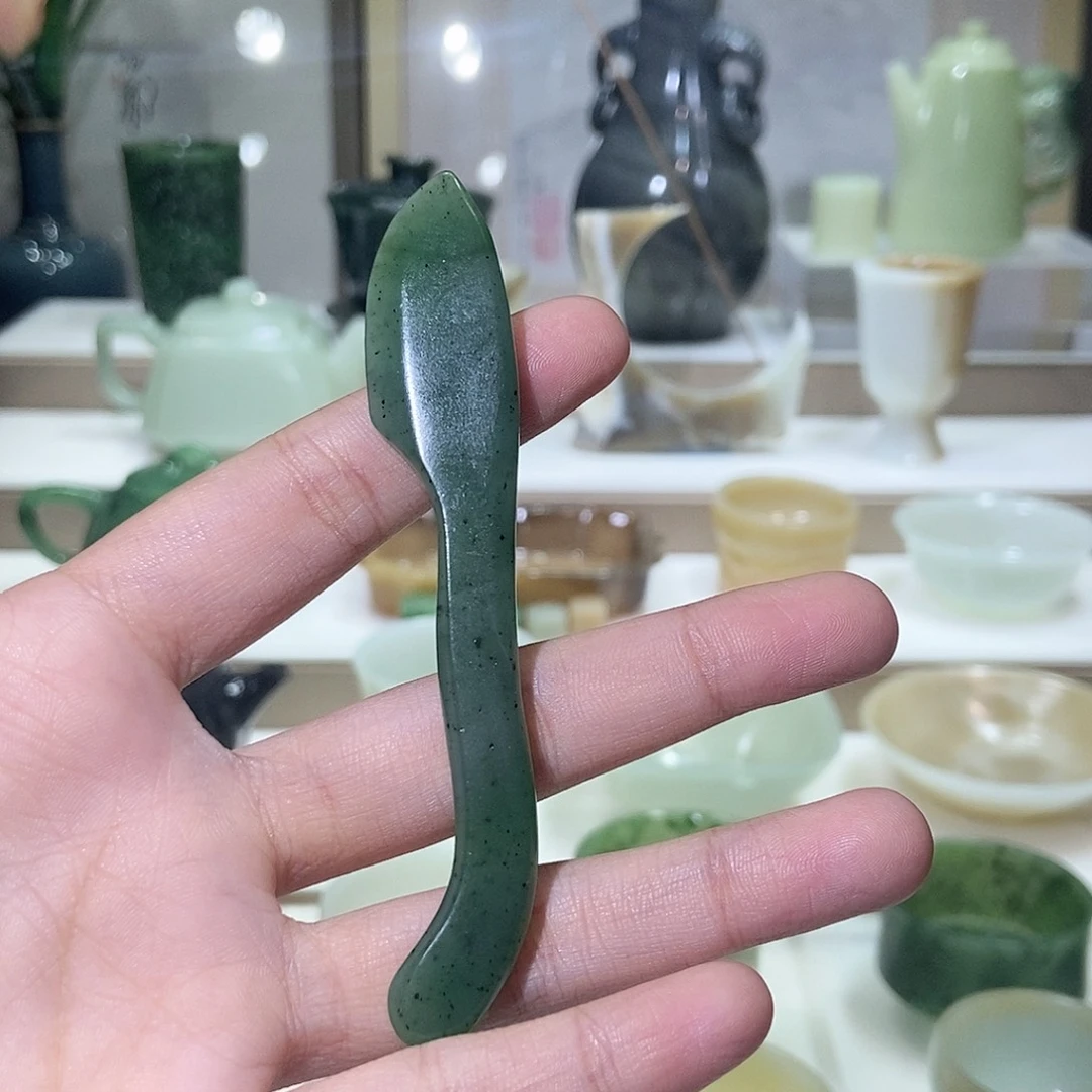 和田玉未镶嵌挂件碧玉茶刀
