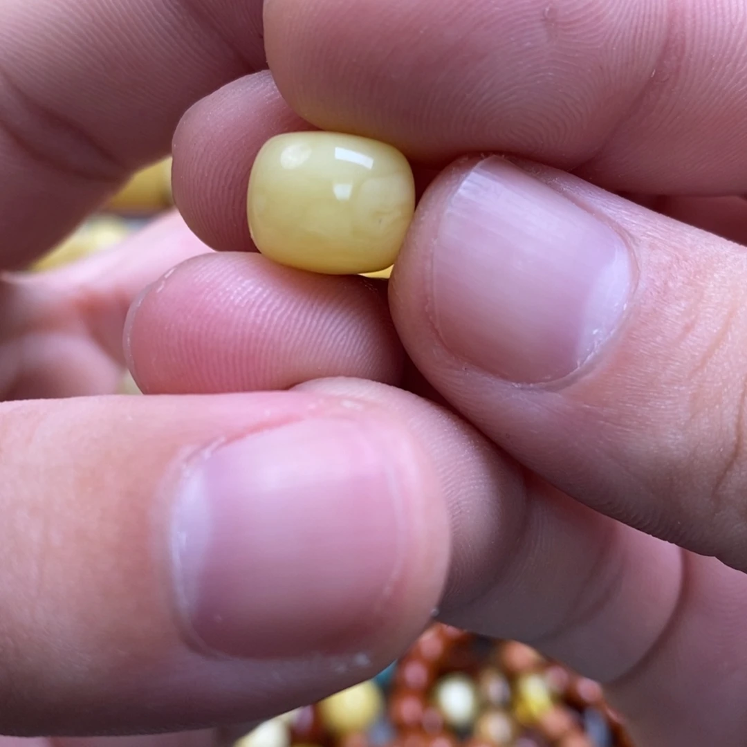 x***裸石蜜蜡未镶嵌配饰