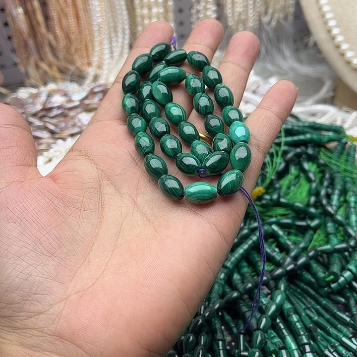 A***』未镶嵌玛瑙/玉髓珠宝半成品孔雀石桶珠几颗有瑕