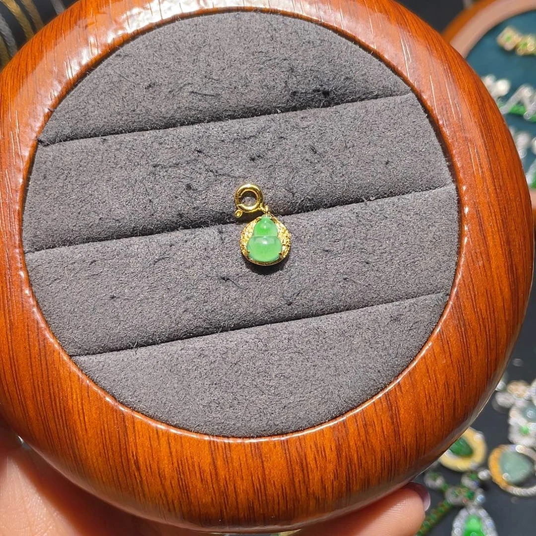 路***雨翡翠银S925镶嵌颈饰