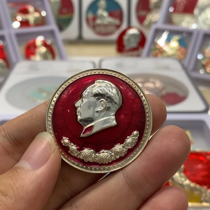 铝七葵花文像领红