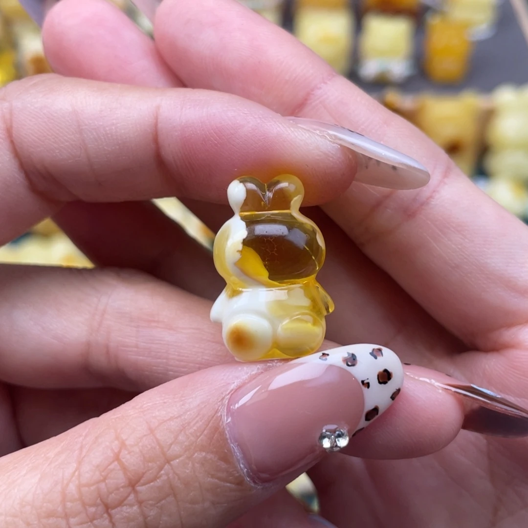 裸石琥珀未镶嵌蜜蜡
