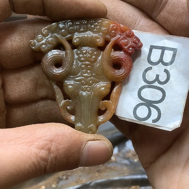 未镶嵌和田玉挂件