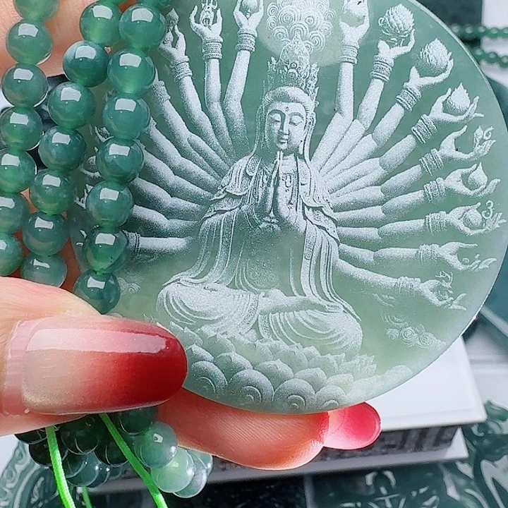 翡翠未镶嵌颈饰天然的A货翡翠多样性发其一