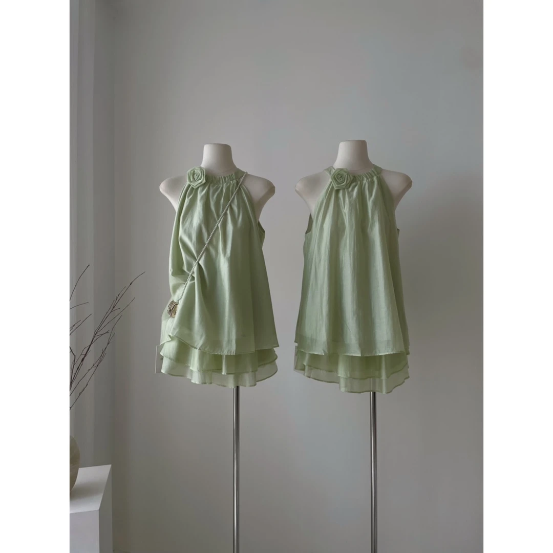 E气质绿无袖挂脖圆领背心凉感衬衫女夏高腰遮跨显瘦短裙裤套装