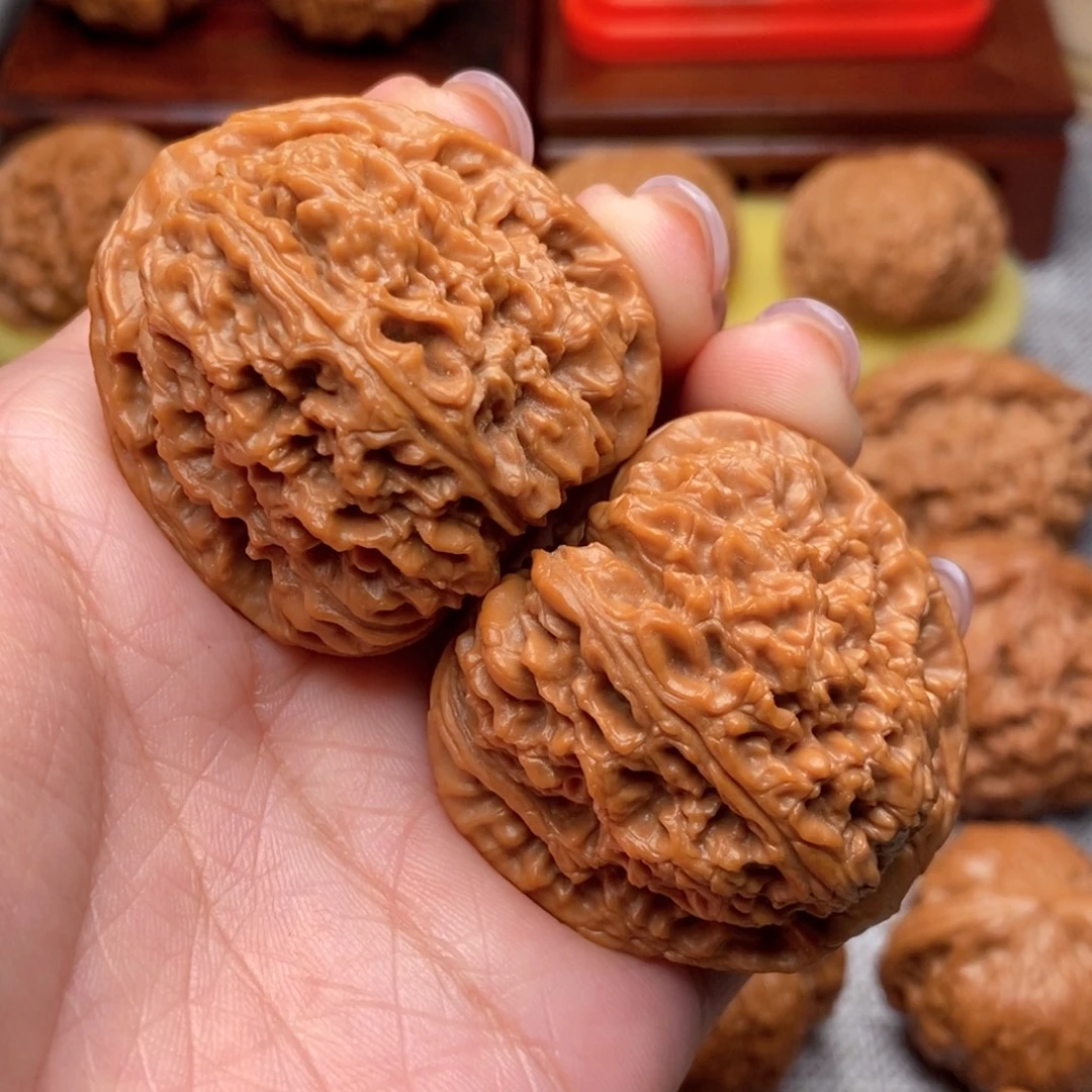 文玩核桃把件毕业三角南疆42全品