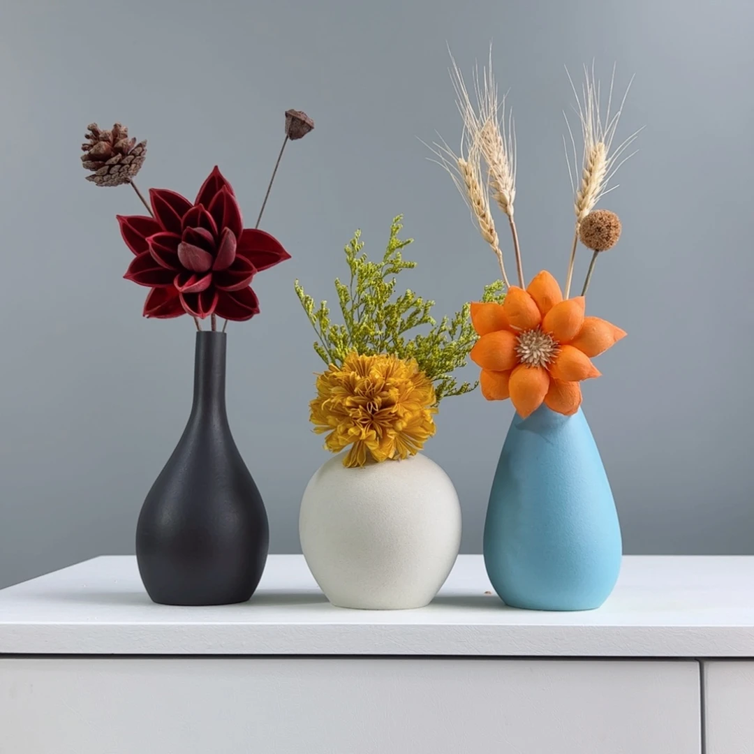 摆件陶瓷小花瓶摆件含花总高约20-30cm