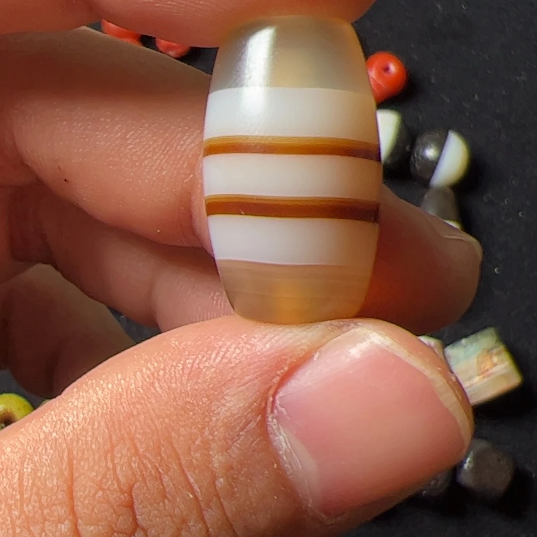 玛瑙/玉髓配饰未镶嵌大****图