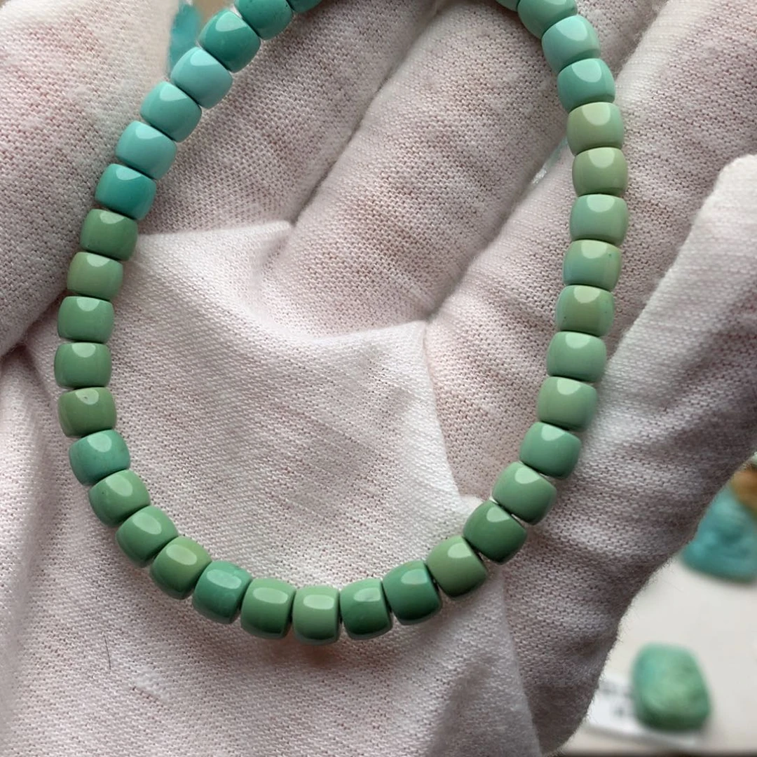 绿松石未镶嵌珠宝奇石菜籽绿直切手串5.4mm