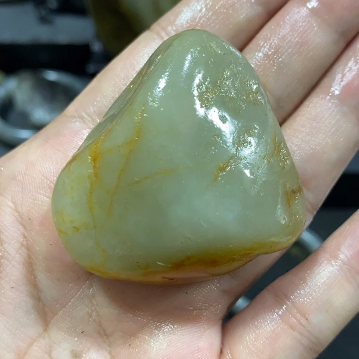 未镶嵌和田玉（糖玉）挂件