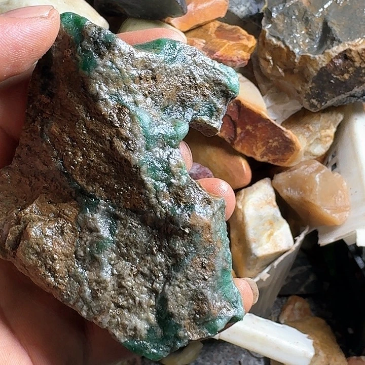 寿山石梅****卿寿山石的故事