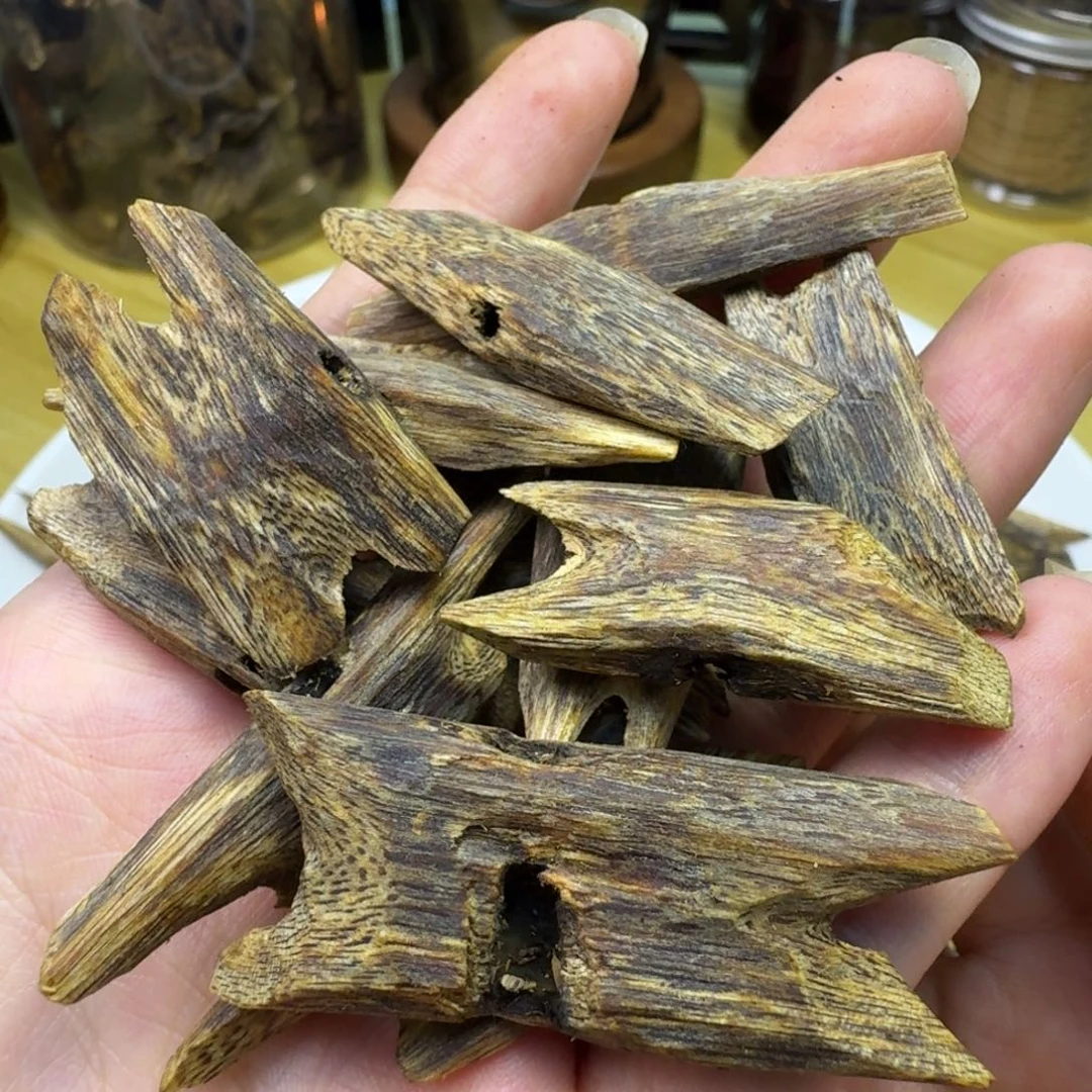 沉香沉香碎屑白棋乌身圆叶高油块料50g