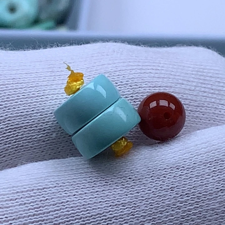 未镶嵌南红玛瑙珠宝奇石