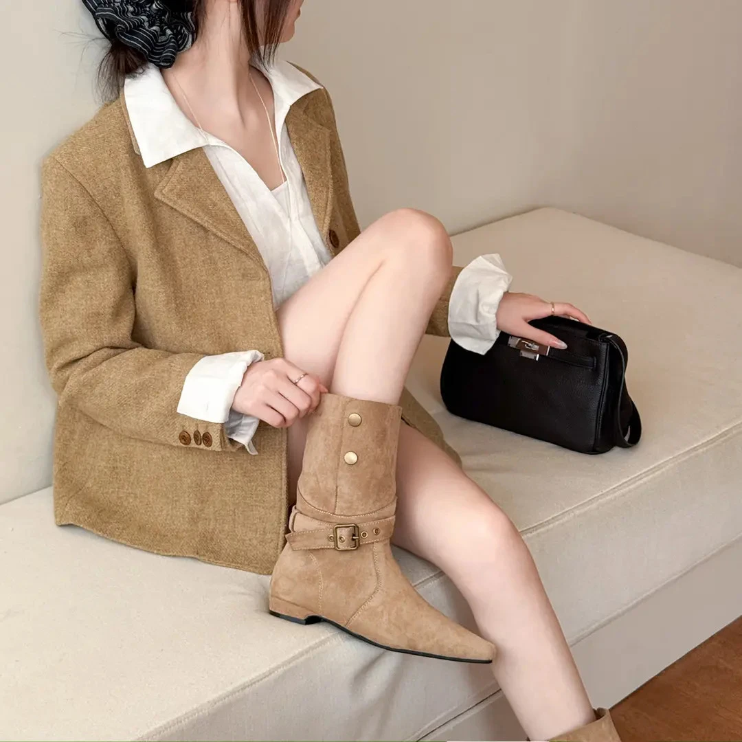 elingstudio 被夸爆了！复古美拉德咖色尖头两穿短靴女秋季马丁靴