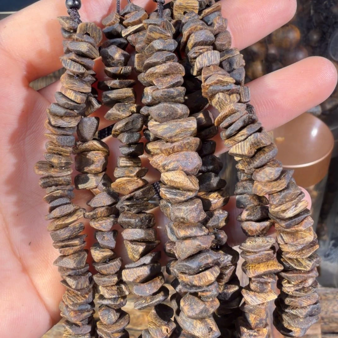 沉香碎屑沉香沉水车挂发一条