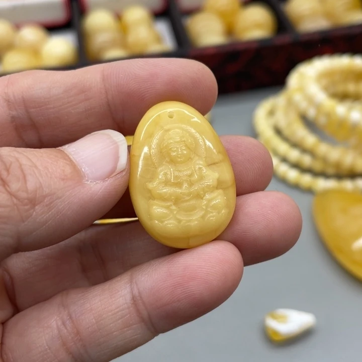 琥珀未镶嵌裸石蜜蜡